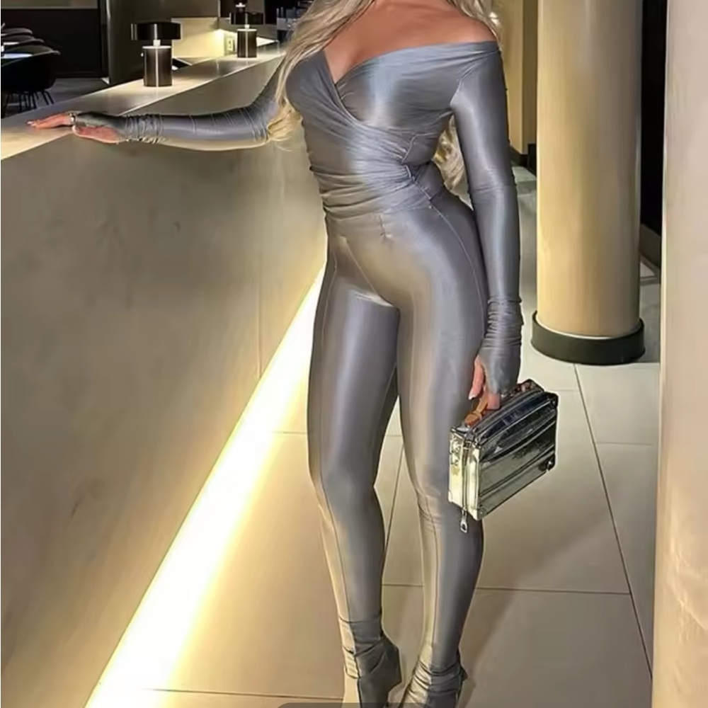 Elegant Women Tracksuit 2 Piece Set Skinny Cross Slash Neck Crop Tops+Leggings